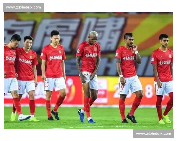 恒大迎战西悉尼流浪者,亚洲豪门对决点燃球迷激情与战略较量 恒大迎战西悉尼流浪者,亚洲豪门对决点燃球迷激情与战略较量